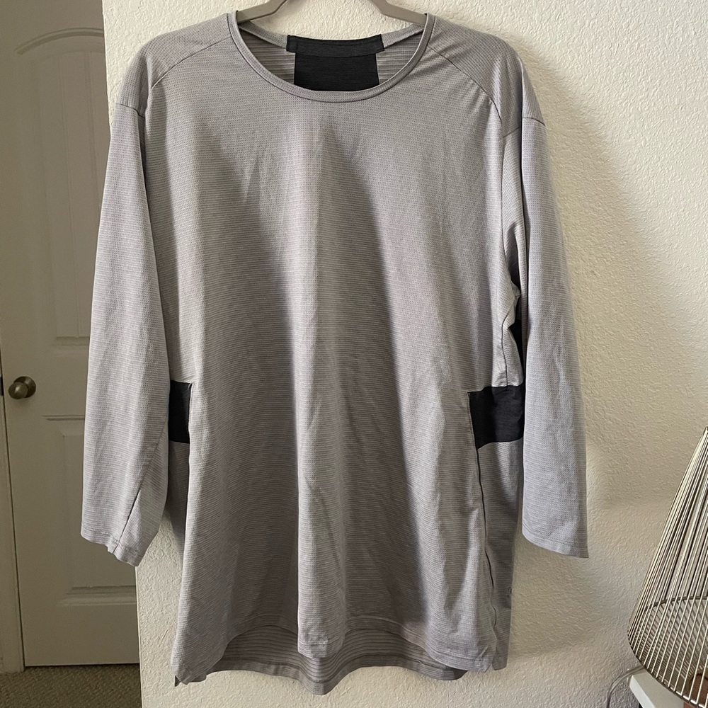 Lululemon shirt
